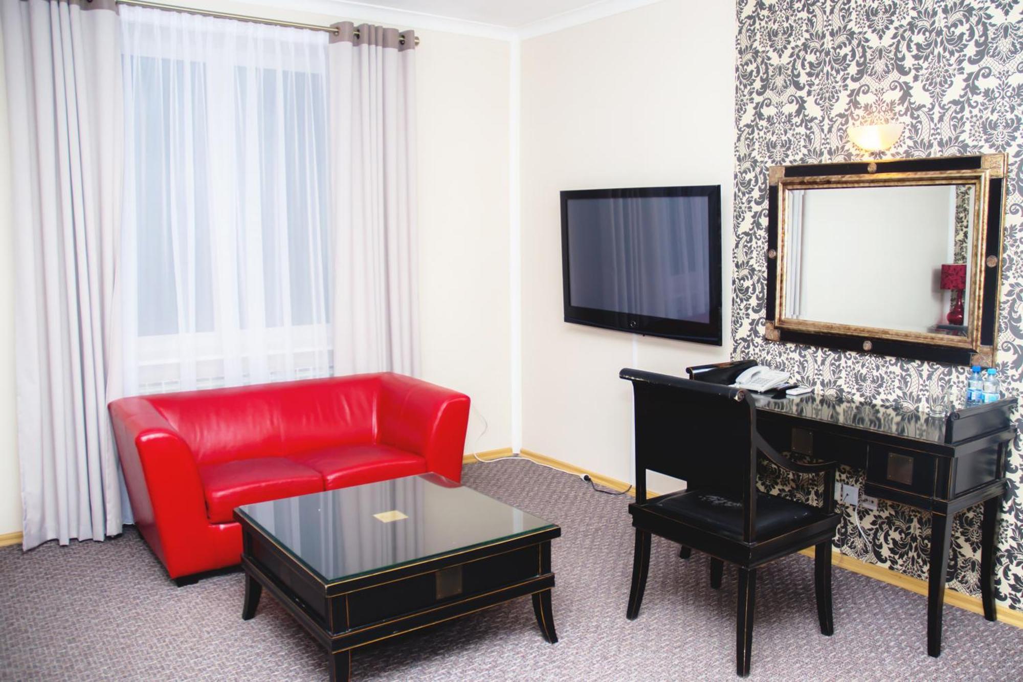 Centrum Konferencyjno-Apartamentowe Mrowka Warszawa Exteriör bild